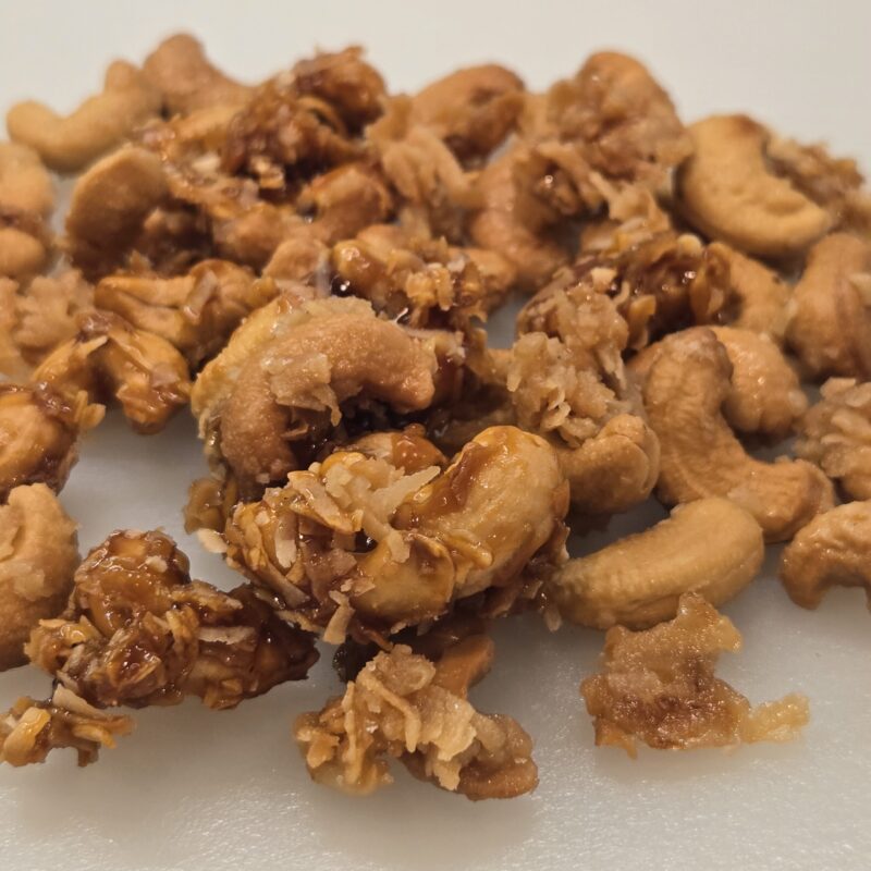 Toasted Coconut Cashews by Sassory